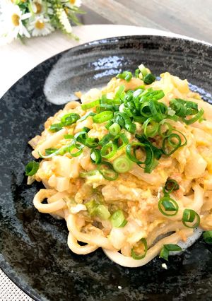 鮭と白菜の和風カルボナーラ風うどん♪-レシピのメイン写真
