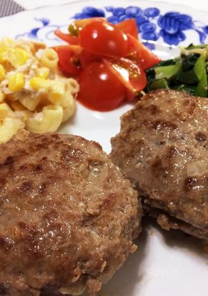 熱々ジュ〜シ〜♪焼きハンバーグ-レシピのメイン写真