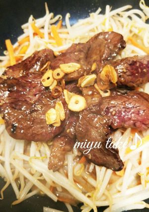 胡麻風味が旨いモリモリもやしの焼肉乗せ♡-レシピのメイン写真