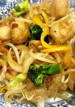 鶏団子と野菜の香味ペースト炒め-レシピのメイン写真