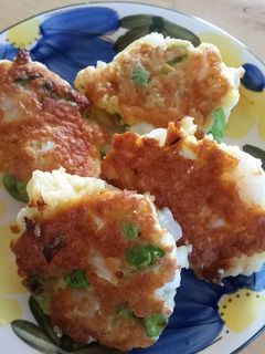海老ぷりっ!はんぺんのふわふわ~焼き-レシピのメイン写真