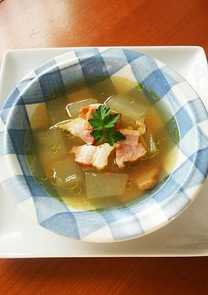 とうがんとベーコンのコンソメスープ-レシピのメイン写真