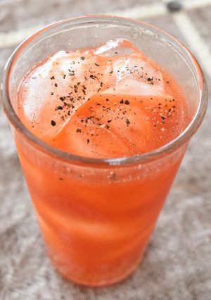 紅茶とトマトジュースのカクテル-レシピのメイン写真