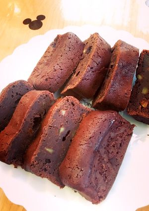 ずっしり重め♡生チョコ風ガトーショコラ-レシピのメイン写真