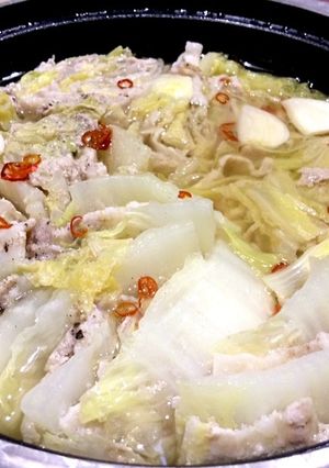 豚肉と白菜のミルフィーユ鍋(やや和風)-レシピのメイン写真
