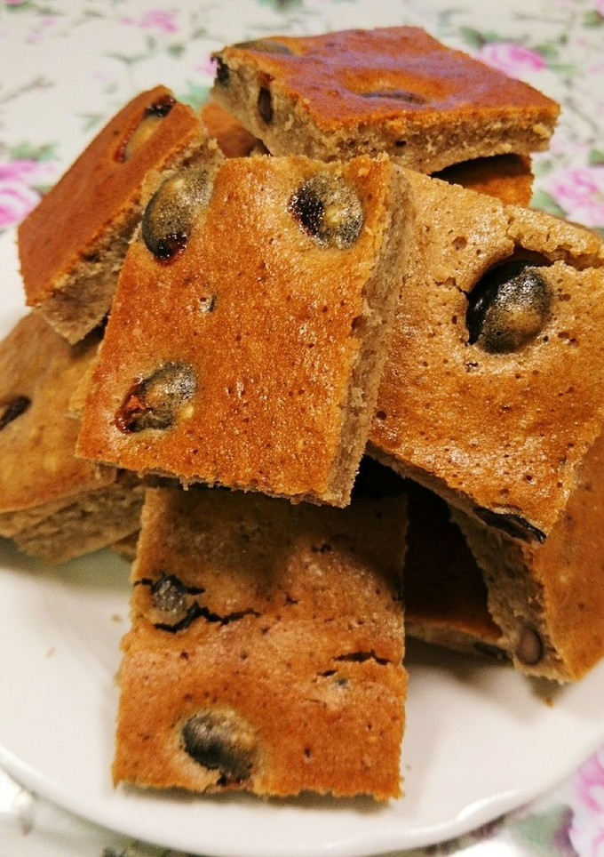 煮汁も使用☆黒豆煮でケーキ-レシピのメイン写真