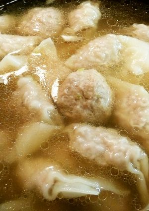 簡単ワンタン♪肉団子入りでメインの1品!-レシピのメイン写真
