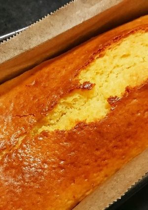 ヨーグルトをいれたパウンドケーキ-レシピのメイン写真