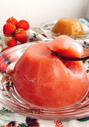 優しいおやつ☆いちごの葛煮ゼリー-レシピのメイン写真