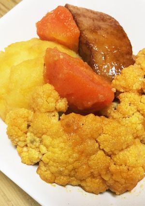 カリフラワーとジャガイモのケチャップ煮-レシピのメイン写真