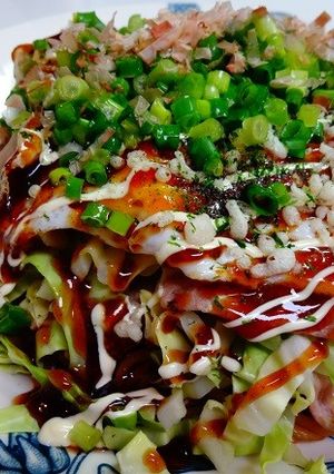 お皿に盛るだけ！広島風お好み焼き-レシピのメイン写真