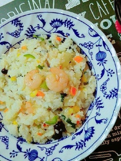 残りご飯で炊かずに簡単!えびセロリピラフ-レシピのメイン写真