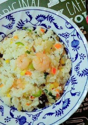 残りご飯で炊かずに簡単！えびセロリピラフ-レシピのメイン写真