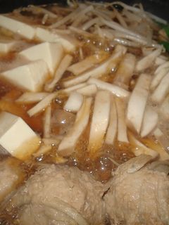 ごぼう団子鍋(すき焼き風)-レシピのメイン写真