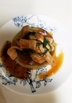 豚肉乗せ玉ねぎレモンおろしステーキ-レシピのメイン写真