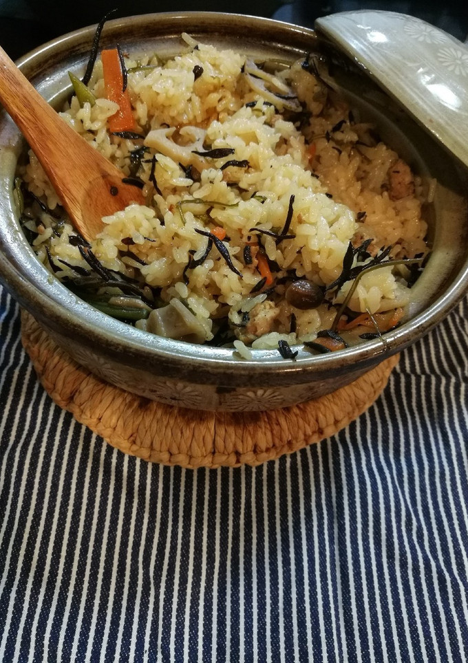 ひじきの炊き込みご飯-レシピのメイン写真