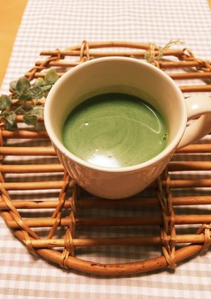 美肌レシピ！甘酒と青汁と牛乳で抹茶ラテ-レシピのメイン写真