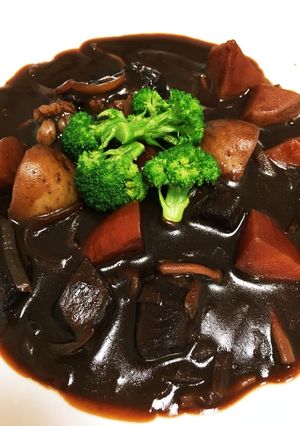 市販ルーで作るビーフシチュー-レシピのメイン写真