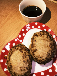 簡単ふっくらジューシーハンバーグ^ ^-レシピのメイン写真