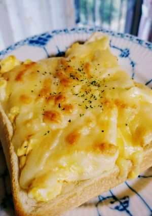 とろ～りチーズがけたまごトースト☆-レシピのメイン写真