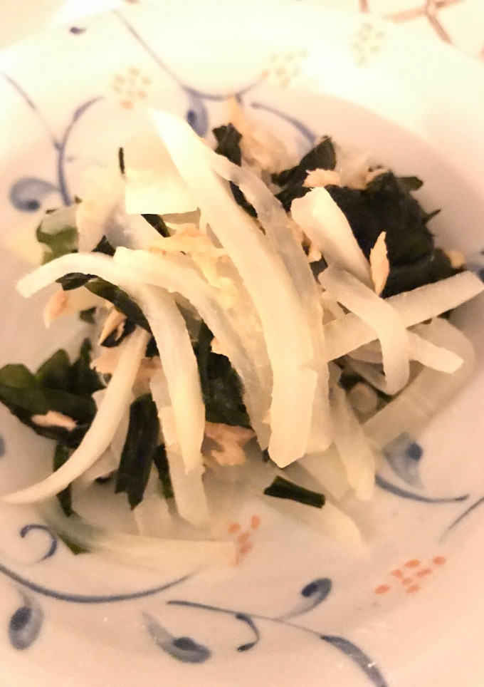 お給料日前第二弾 ワカメと大根とツナ炒め-レシピのメイン写真