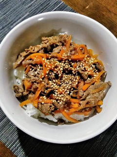 牛肉と人参のきんぴらマリネ丼-レシピのメイン写真