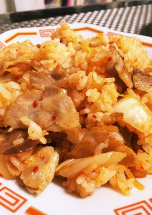 材料２つで簡単！豚キムチチャーハン-レシピのメイン写真