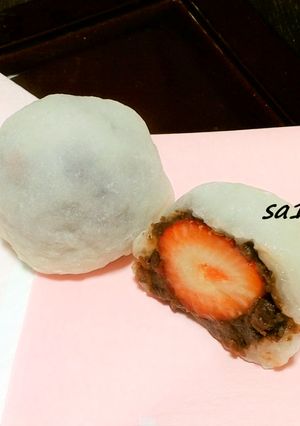 余った切り餅で！大満足のもっちり苺大福！-レシピのメイン写真