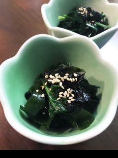 ほうれん草とわかめの韓国海苔和え-レシピのメイン写真