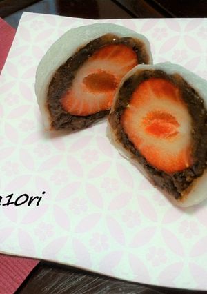 白玉粉で翌日もやわらか！レンジで苺大福！-レシピのメイン写真