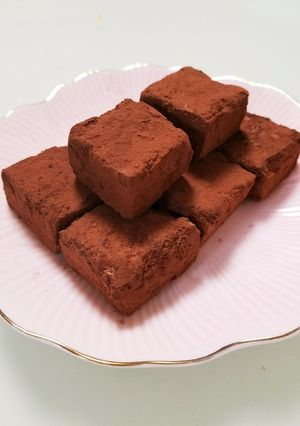 バレンタインにもおすすめ絶品生チョコ-レシピのメイン写真