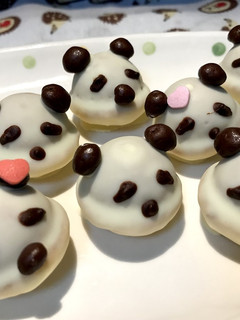 バレンタイン簡単大量★可愛いパンダチョコ-レシピのメイン写真