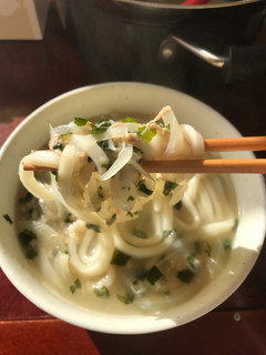 白だしでさっぱり美味しいシーチキンうどん-レシピのメイン写真