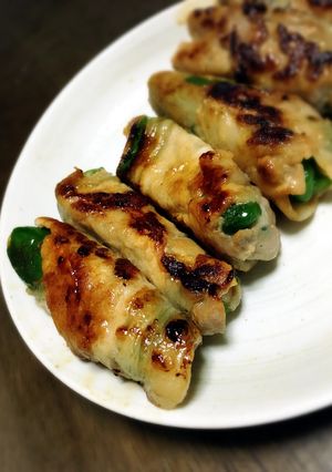 簡単！焦がし醤油でピーマンチーズの肉巻き-レシピのメイン写真