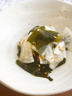 大根とワカメの酢の物♪-レシピのメイン写真