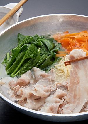 余ったおもちで♪焼きもち入り常夜鍋-レシピのメイン写真
