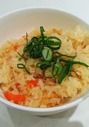 ツナのこっくり炊き込みご飯-レシピのメイン写真