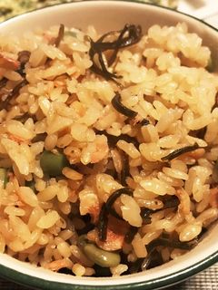 桜えびと塩昆布の炊き込みご飯-レシピのメイン写真