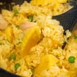 蛤と筍とグリーンピースの炊き込みご飯