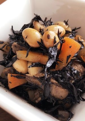 大豆の甘みを感じる！！ひじきと根菜の煮豆-レシピのメイン写真