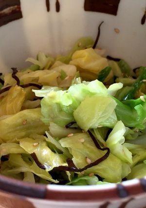 洗い物ナシ♪温キャベツの塩昆布和え-レシピのメイン写真