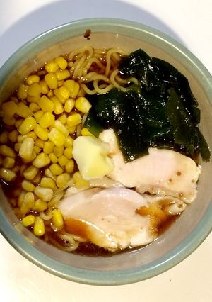 子供喜ぶ鶏ハムスープのバターラーメン-レシピのメイン写真