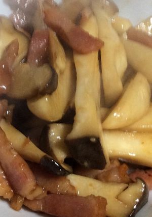 エリンギとベーコンのつゆバター炒め-レシピのメイン写真