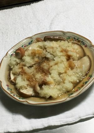 簡単蒸し椎茸のおろしポン酢かけ-レシピのメイン写真
