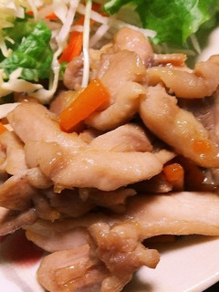 ヘルシーに!!人参と鶏もも肉の生姜焼き-レシピのメイン写真