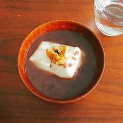 รูปของ 簡単絶品＊胡桃とバターでアレンジぜんざい