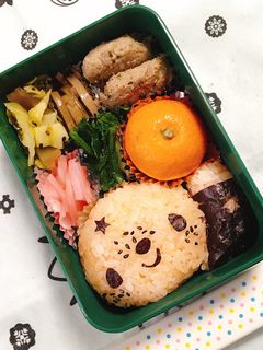 みかんを持ったみかんくん弁当-レシピのメイン写真