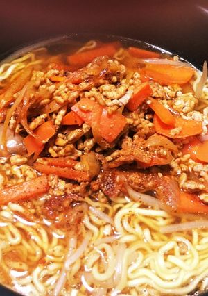 ハバネロパウダーで野菜炒めラーメン-レシピのメイン写真