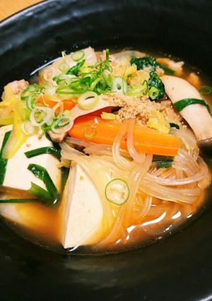 キムチ鍋にあとから餅入れてお楽しみ♬-レシピのメイン写真