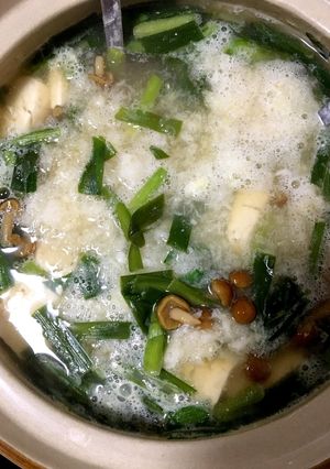 鍋簡単 ♪ニラ、なめこ、豆腐でみぞれ鍋♪-レシピのメイン写真